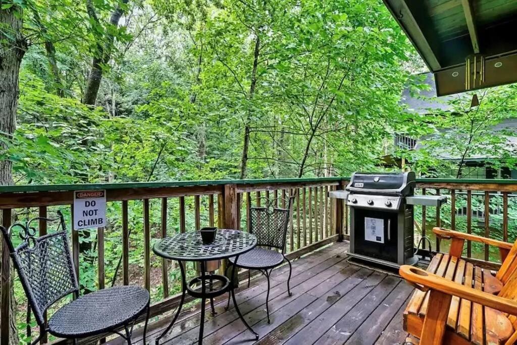 Beary Peaceful Smokies Retreat: Hot-Tub & Pools Villa Pigeon Forge Ngoại thất bức ảnh